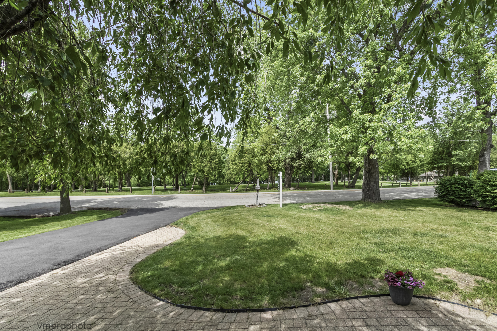 33338 N Sears Boulevard, Grayslake, IL 60030