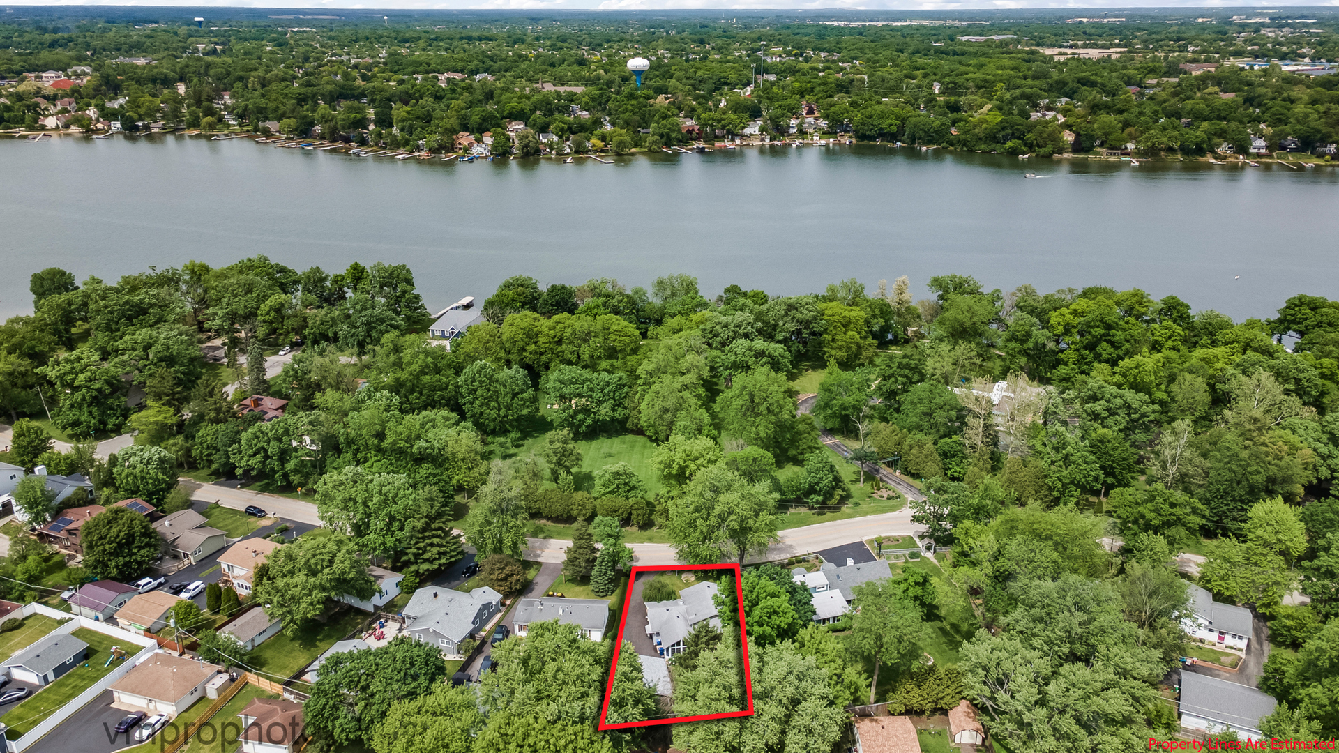 33338 N Sears Boulevard, Grayslake, IL 60030