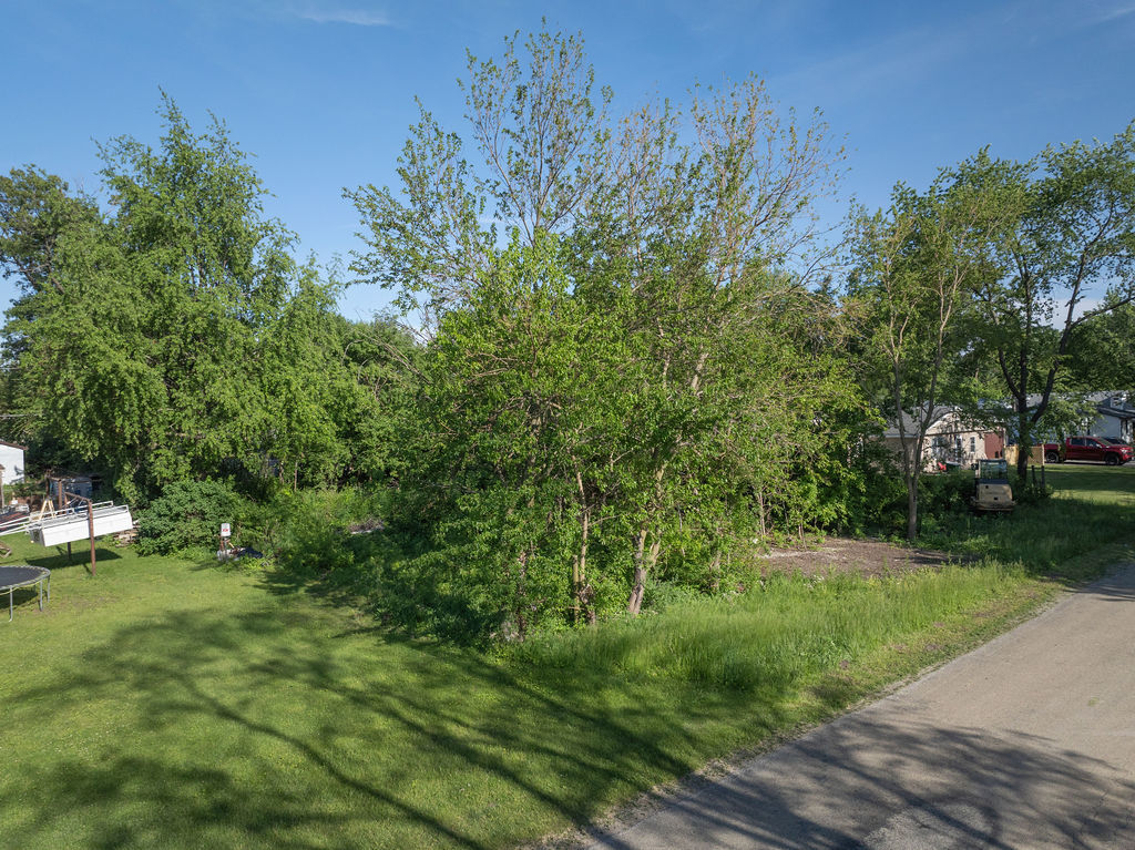 146 N Robert Drive, Godley, IL 60407