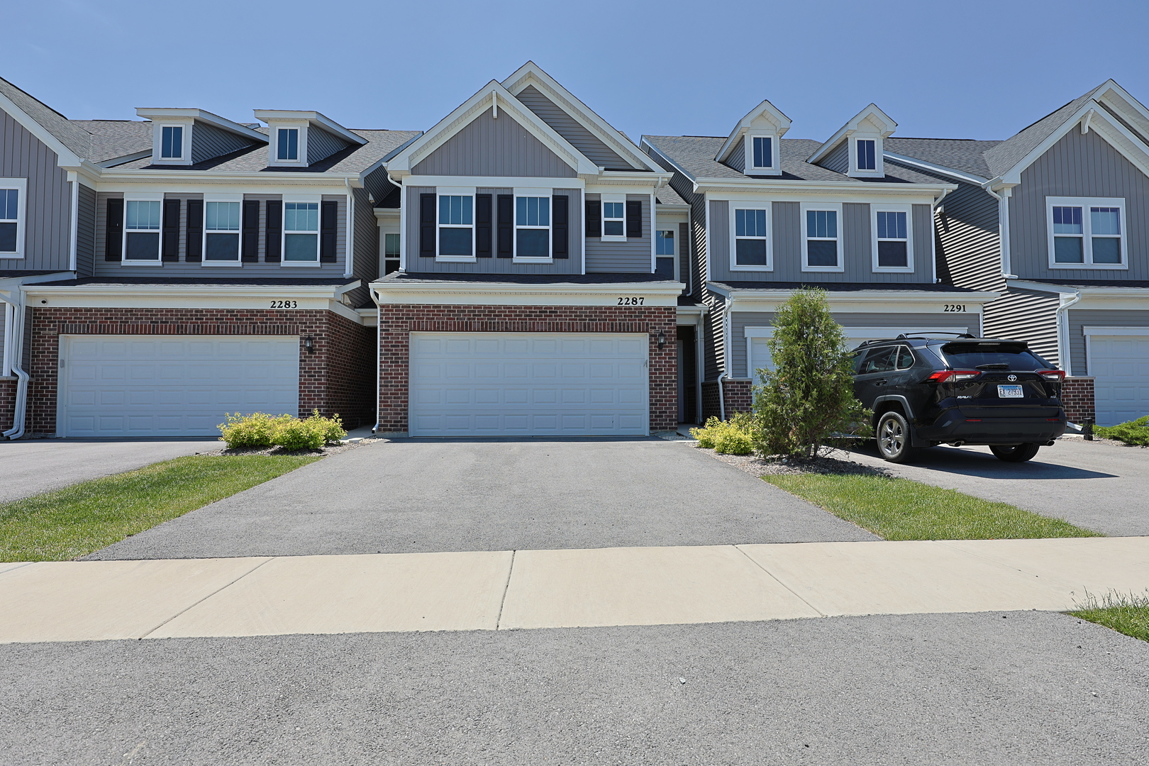 2287 Ryegrass Lane, Bolingbrook, IL 60490