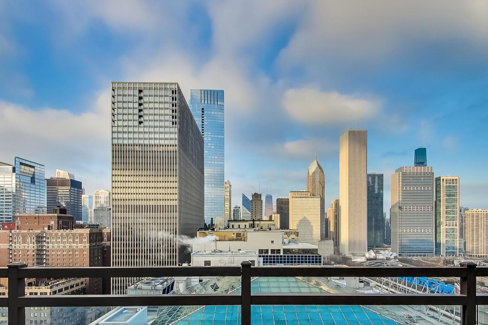 310 S MICHIGAN Avenue #1013, Chicago, IL 60604