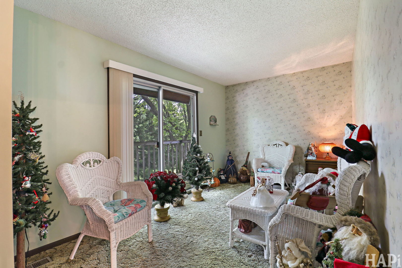 11012 Lucas Road, Woodstock, IL 60098