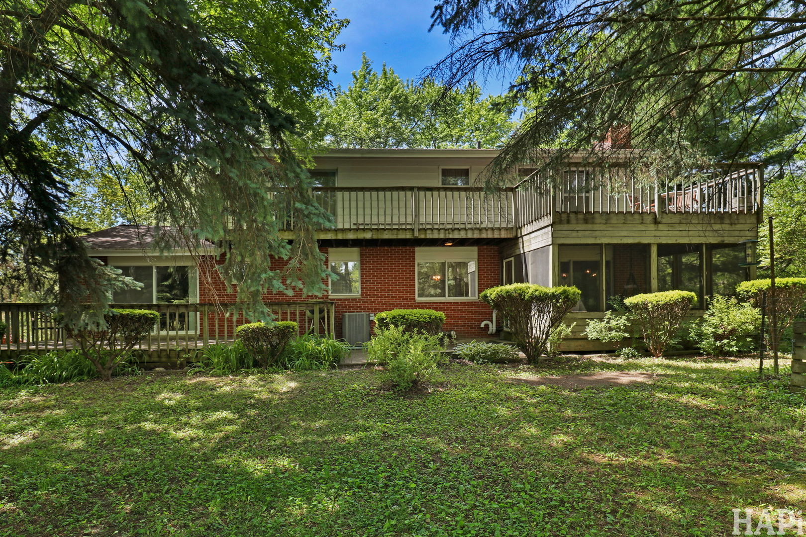11012 Lucas Road, Woodstock, IL 60098