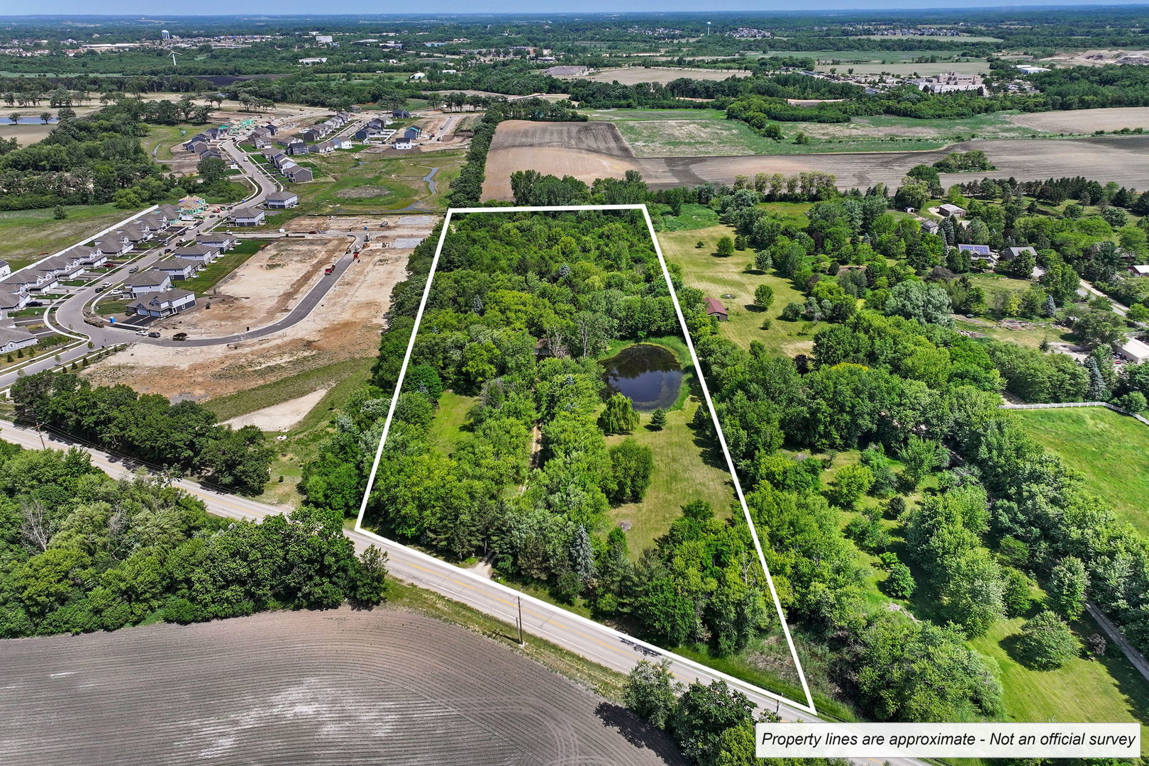 11012 Lucas Road, Woodstock, IL 60098