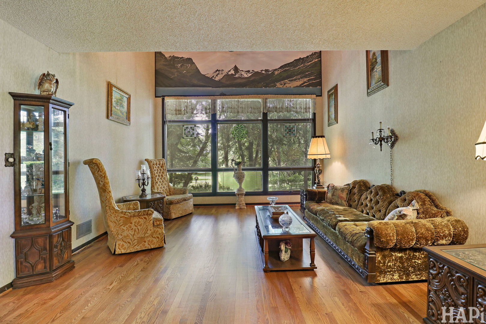11012 Lucas Road, Woodstock, IL 60098