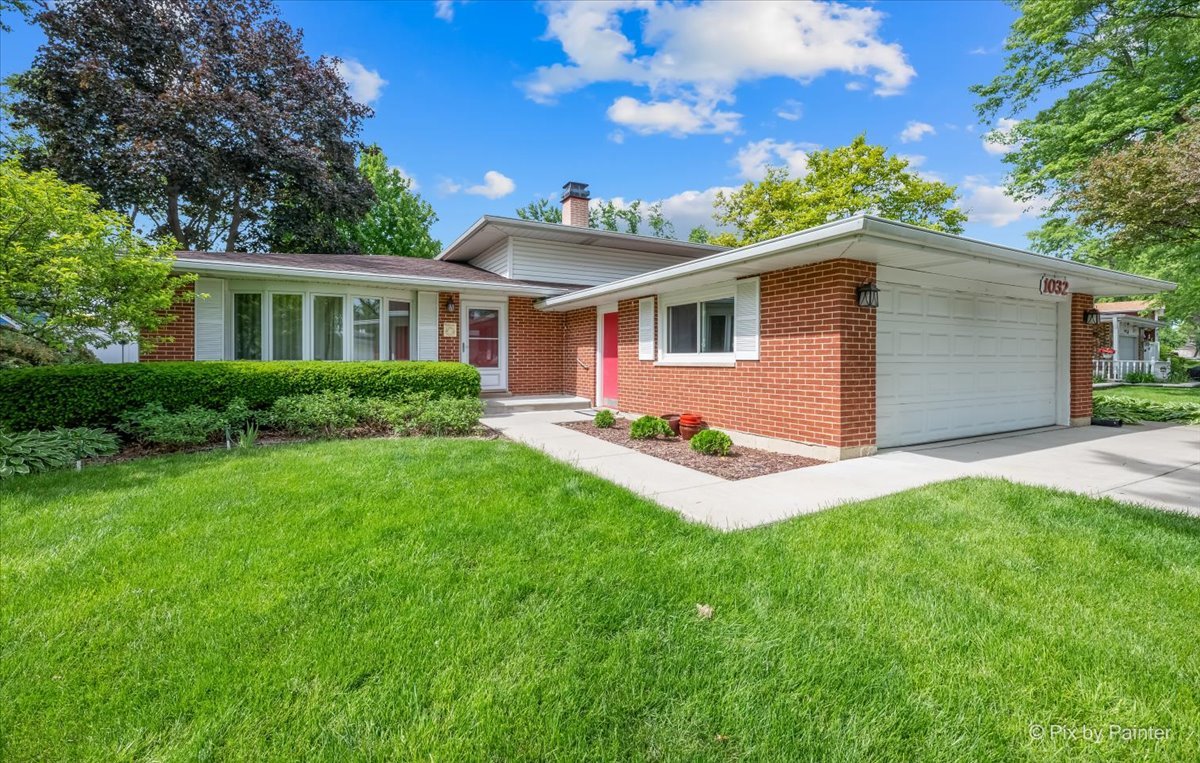 1032 Lakewood Drive, Bartlett, IL 60103