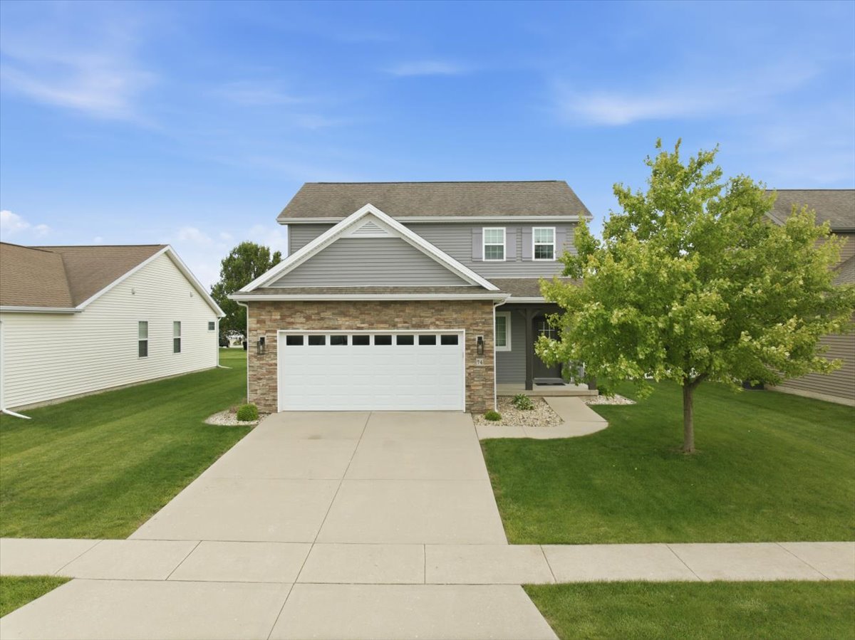 74 Dry Sage Circle, Bloomington, IL 61705