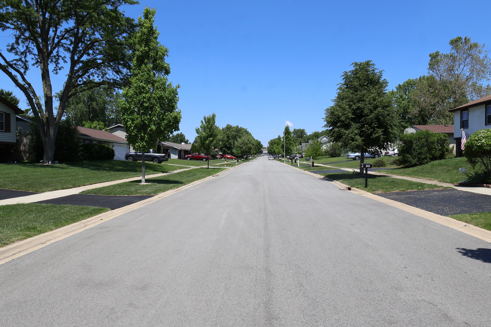 212 Lexington Drive, Bolingbrook, IL 60440