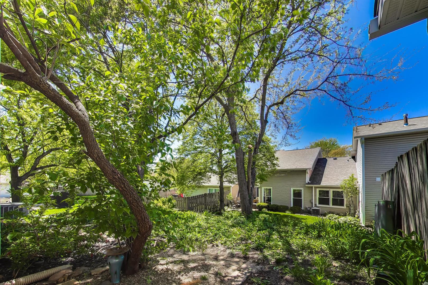 244 Coventry Court, Bloomingdale, IL 60108