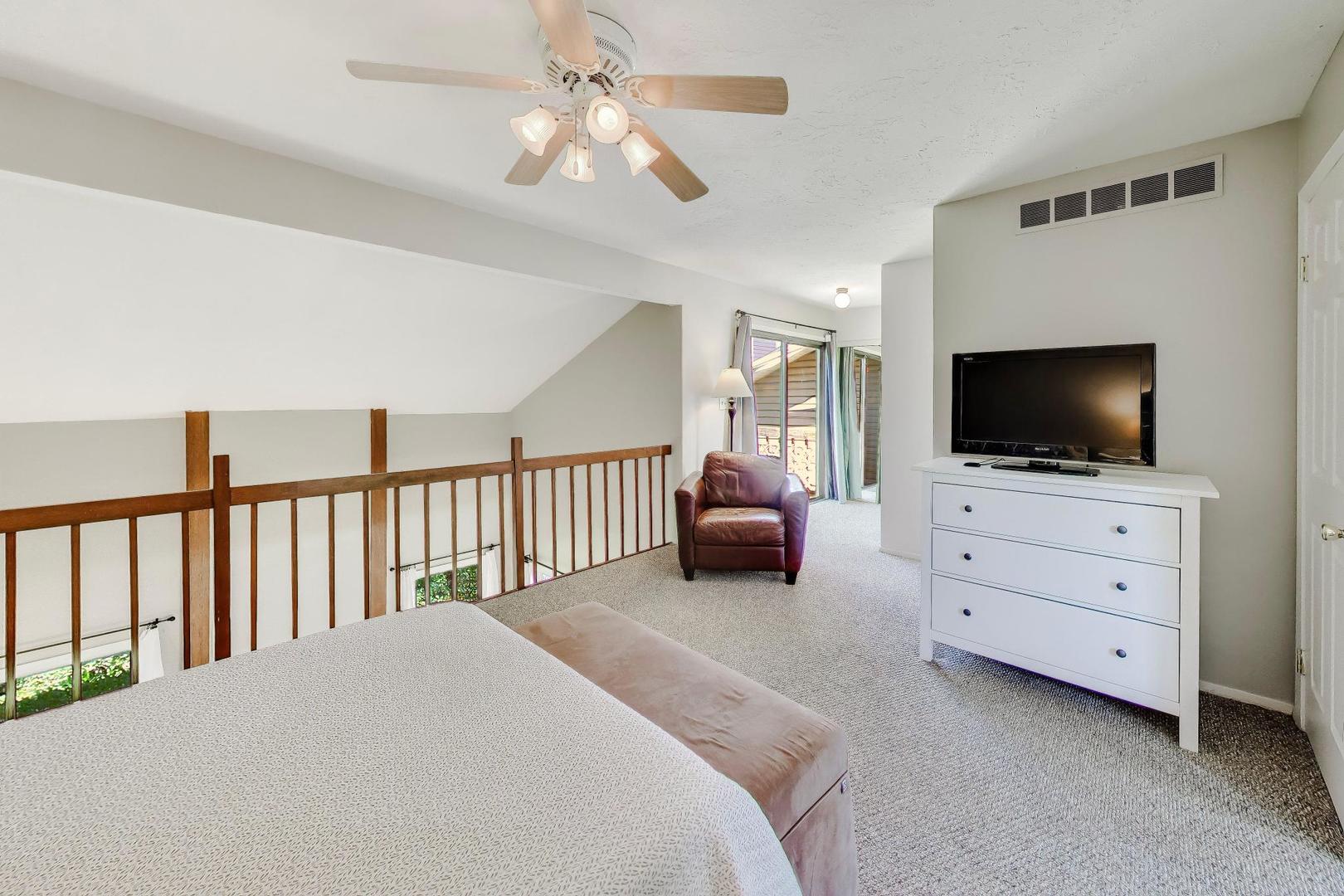 244 Coventry Court, Bloomingdale, IL 60108