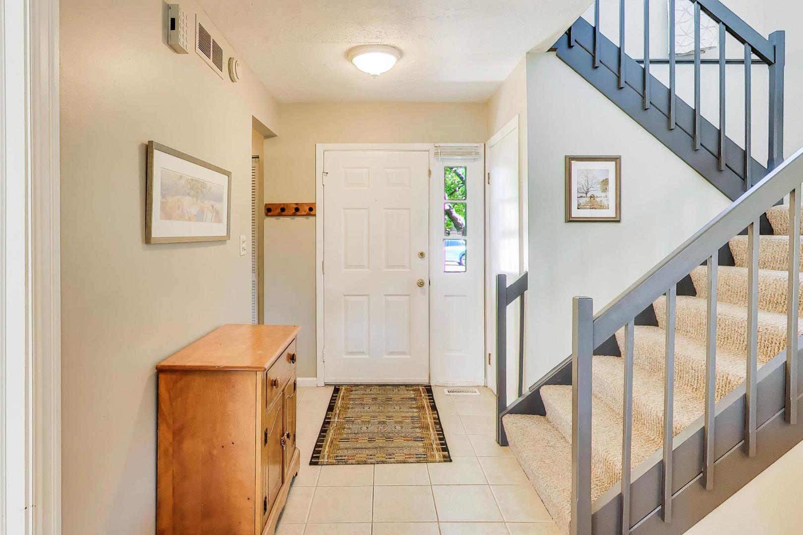 244 Coventry Court, Bloomingdale, IL 60108