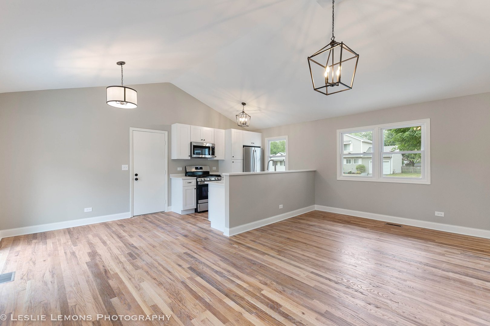 1416 Duquesne Avenue, Naperville, IL 60565
