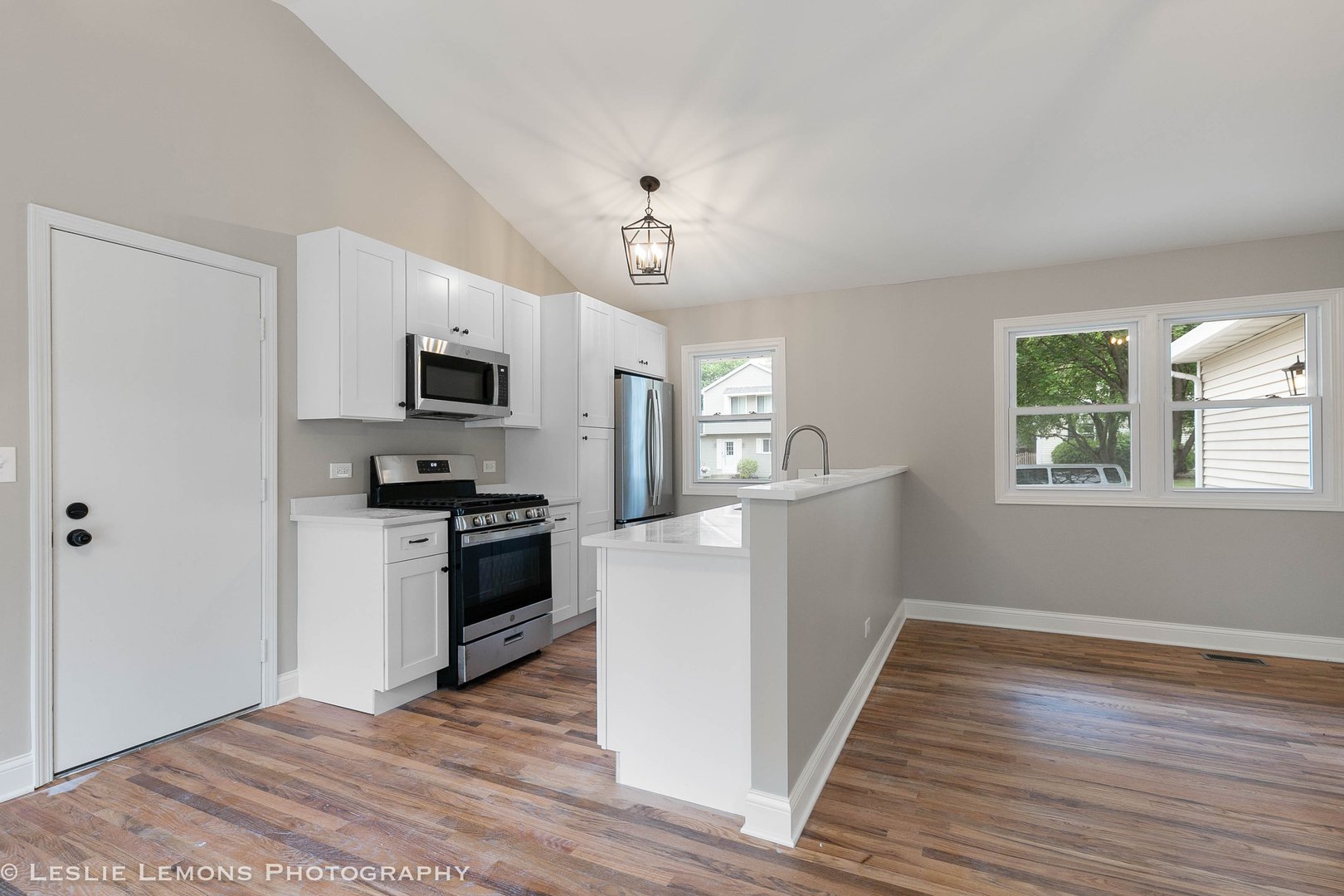 1416 Duquesne Avenue, Naperville, IL 60565