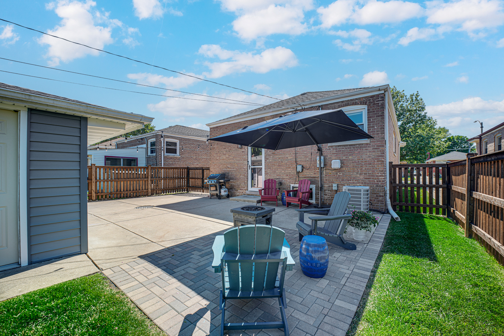 9125 S Hamlin Avenue, Evergreen Park, IL 60805