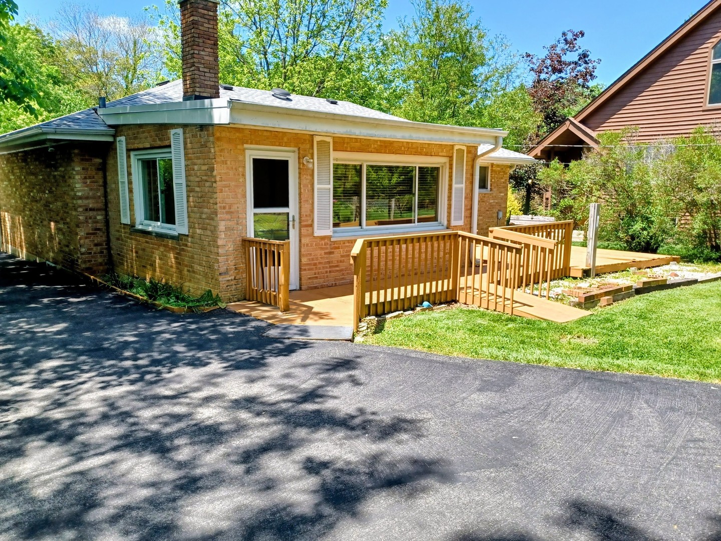 0N537 Sunset Avenue, West Chicago, IL 60185