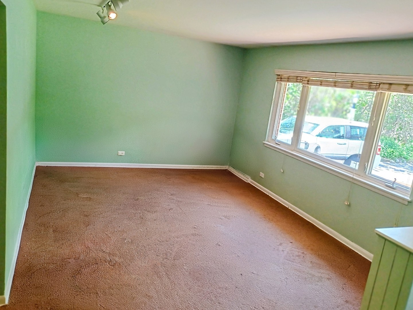 0N537 Sunset Avenue, West Chicago, IL 60185
