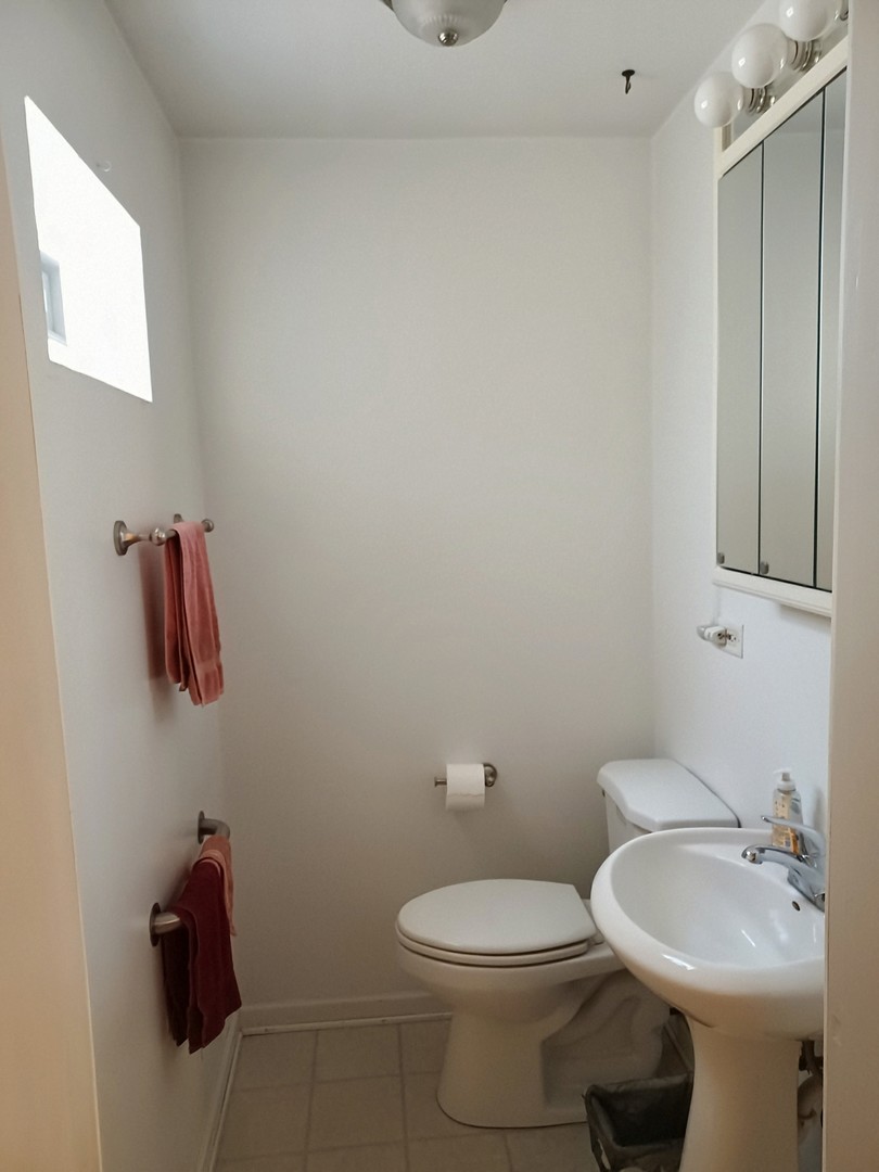 0N537 Sunset Avenue, West Chicago, IL 60185