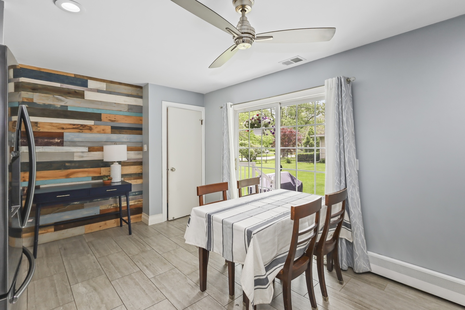 30W111 Bruce Lane, Naperville, IL 60563