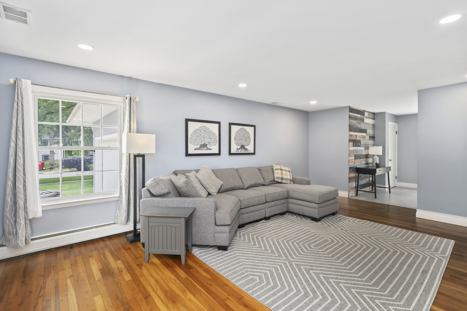 30W111 Bruce Lane, Naperville, IL 60563