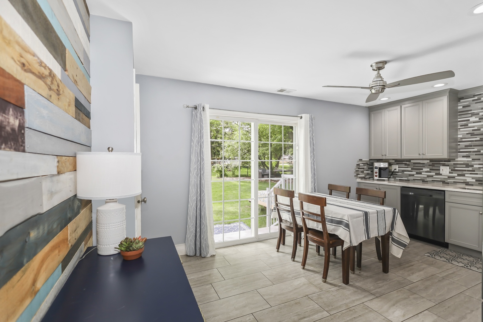 30W111 Bruce Lane, Naperville, IL 60563