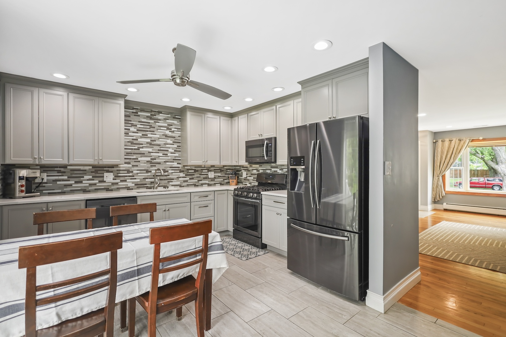 30W111 Bruce Lane, Naperville, IL 60563