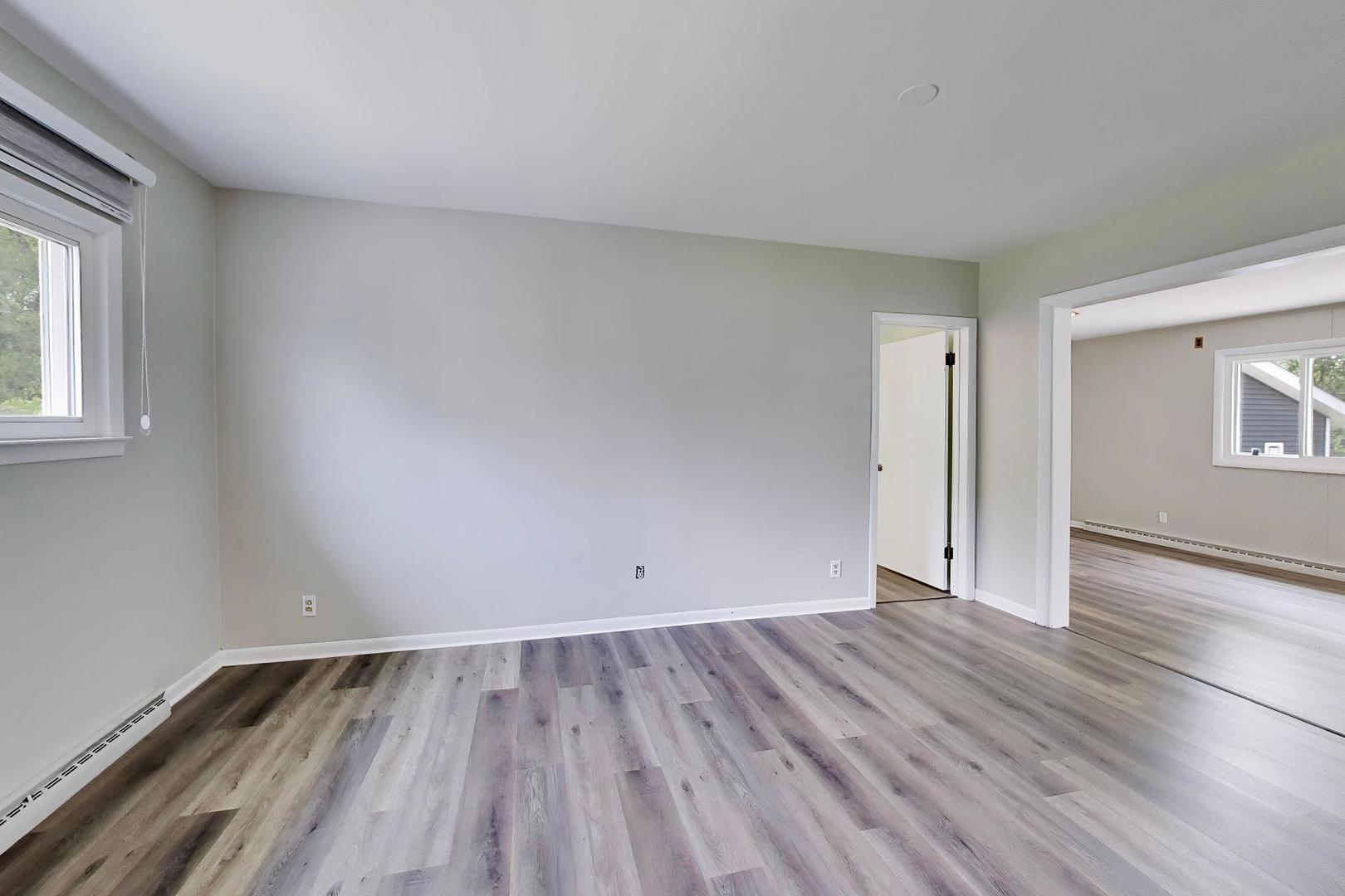 714 W Memorial Road, Bensenville, IL 60106