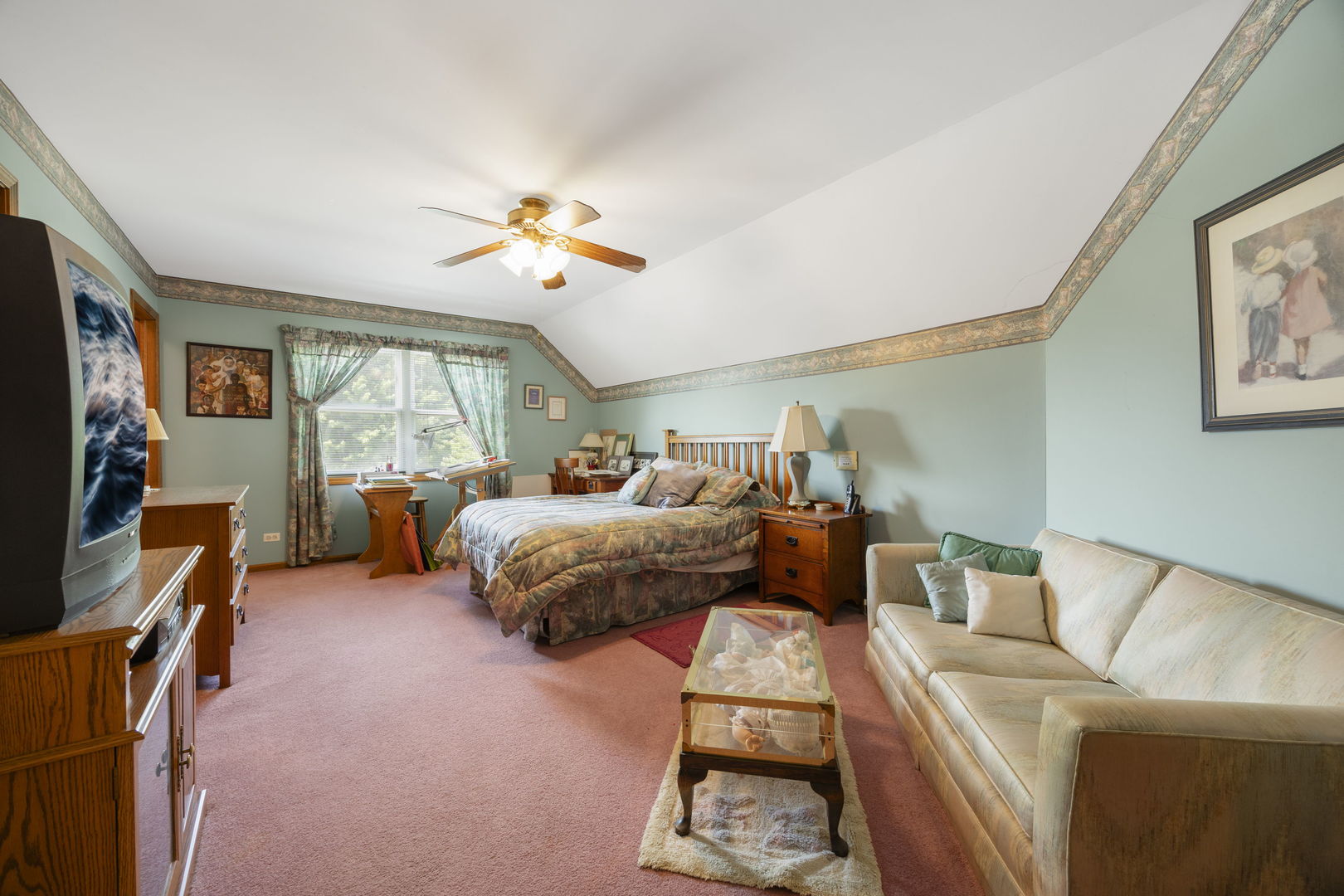 2659 Hoddam Road, Naperville, IL 60564