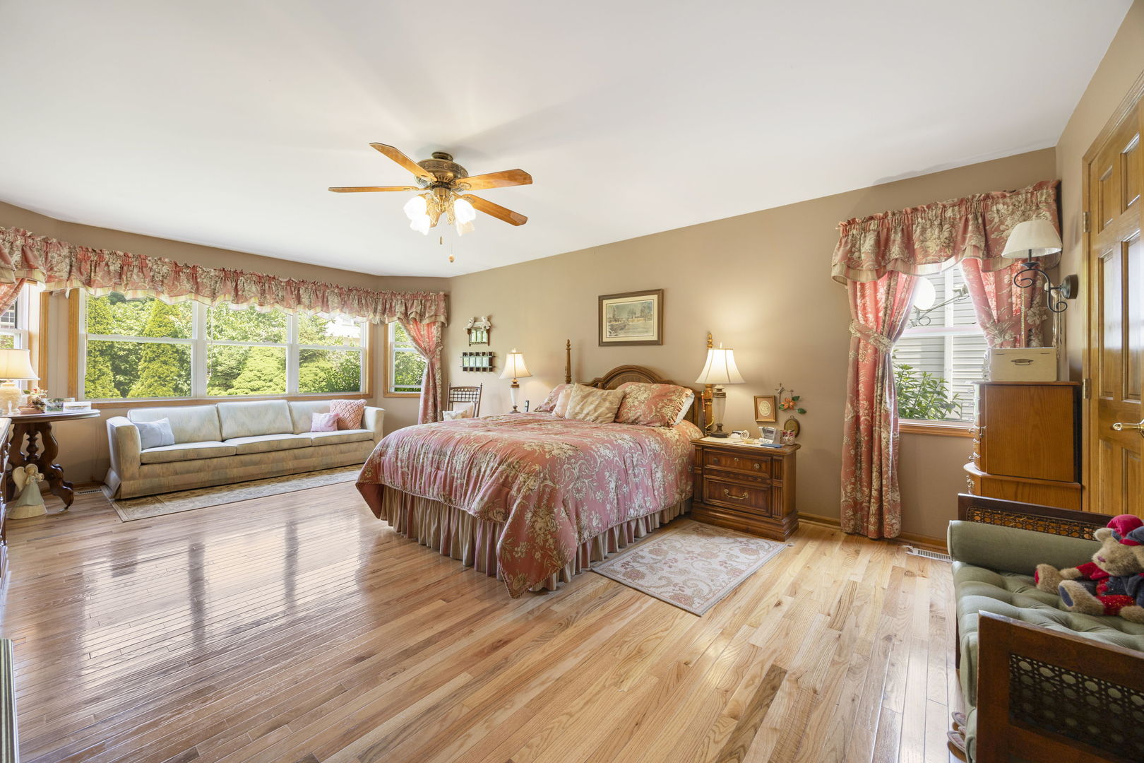 2659 Hoddam Road, Naperville, IL 60564