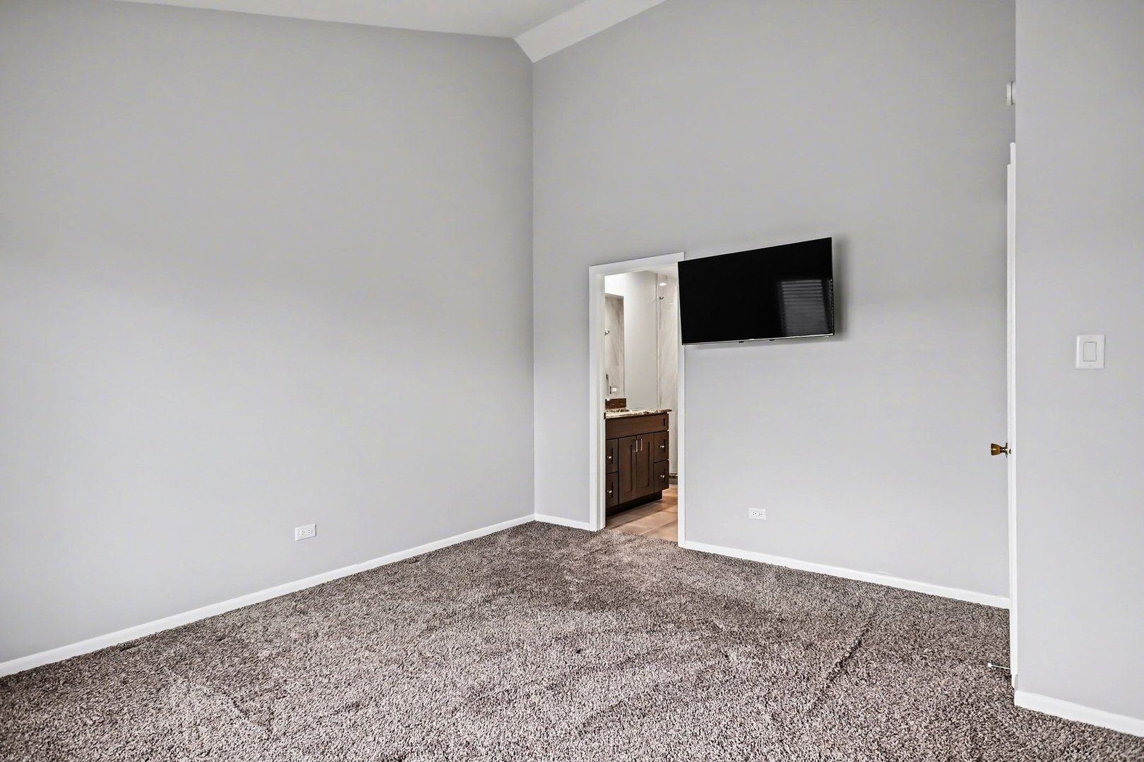 1452 Concord Avenue, Westchester, IL 60154