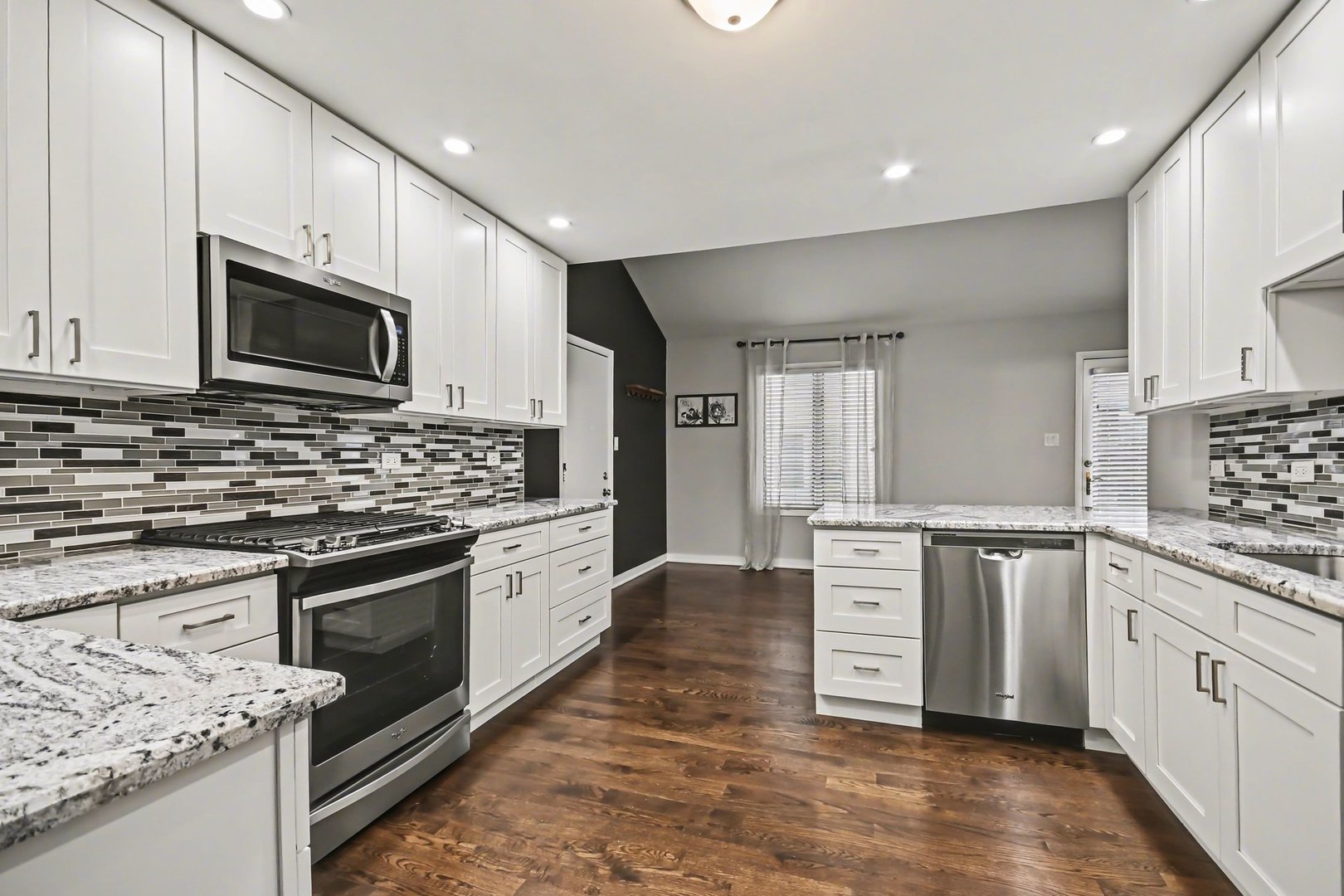 1452 Concord Avenue, Westchester, IL 60154