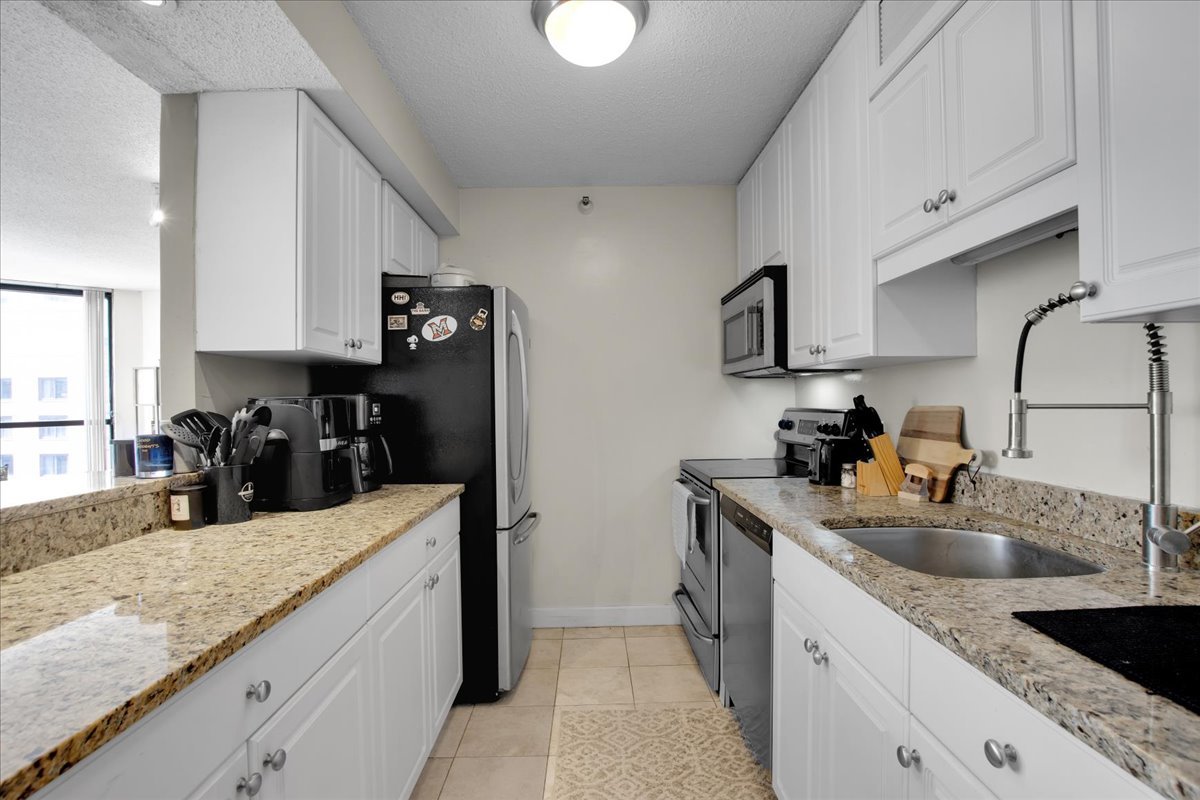 10 E Ontario Street #905, Chicago, IL 60611