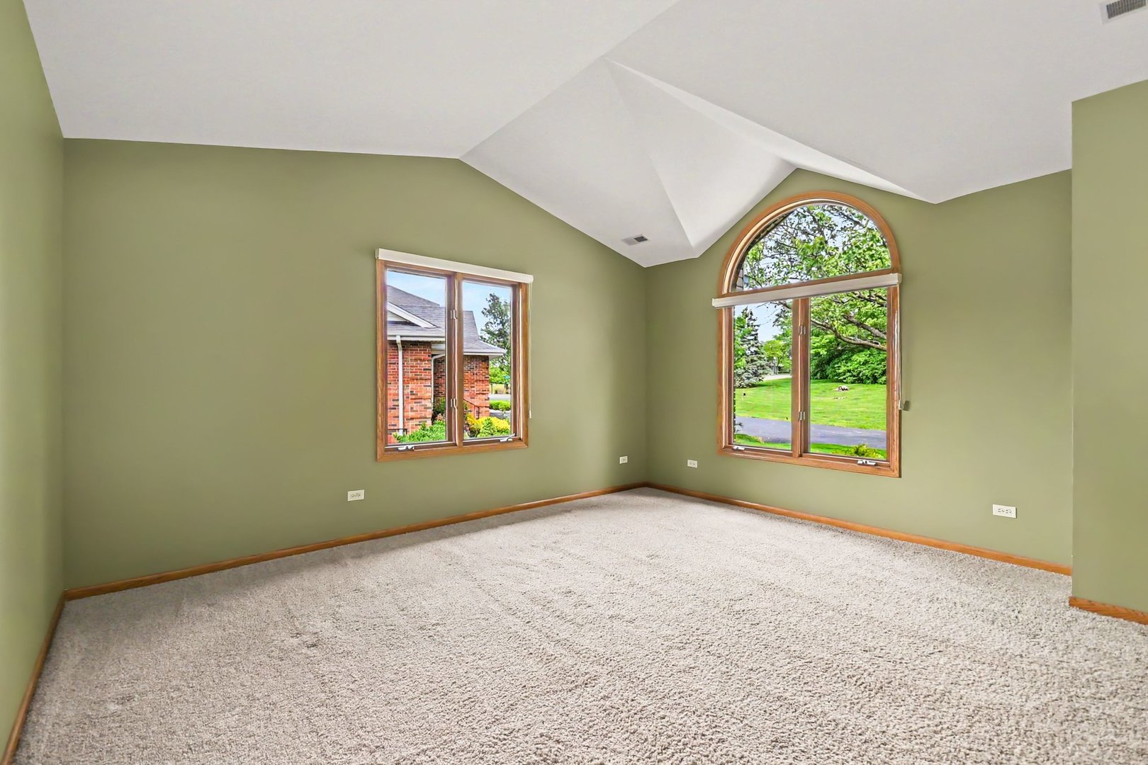 27114 S Quiet Oak Lane, Crete, IL 60417