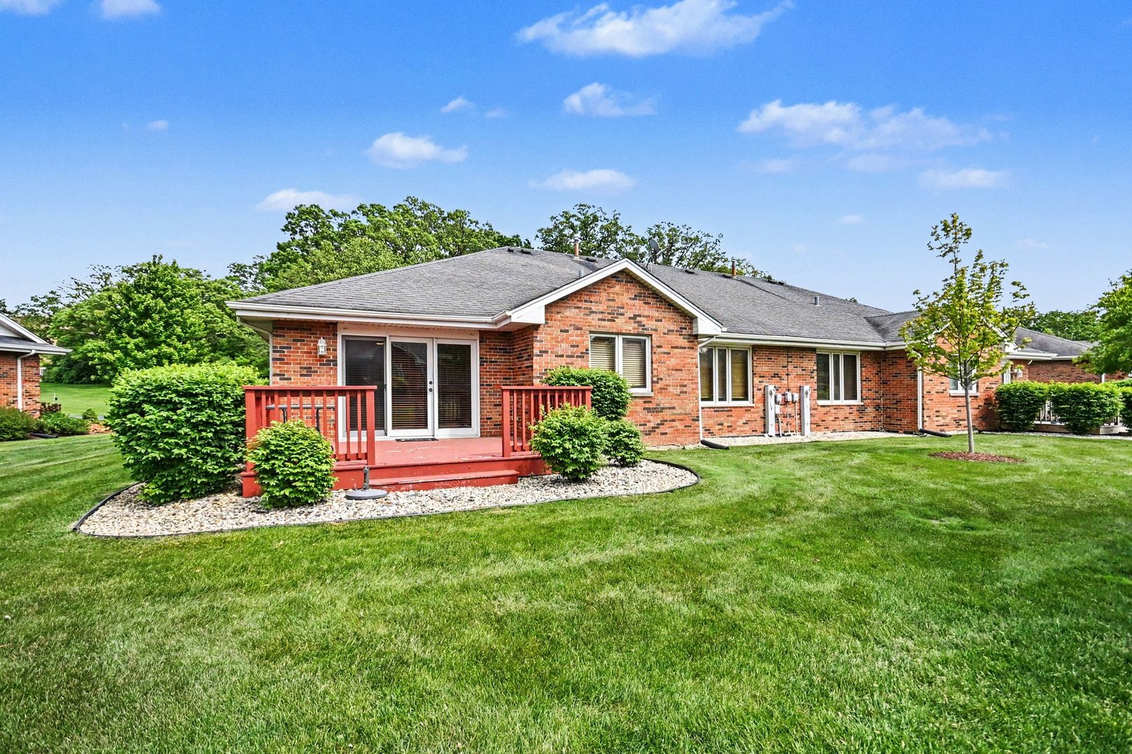 27114 S Quiet Oak Lane, Crete, IL 60417