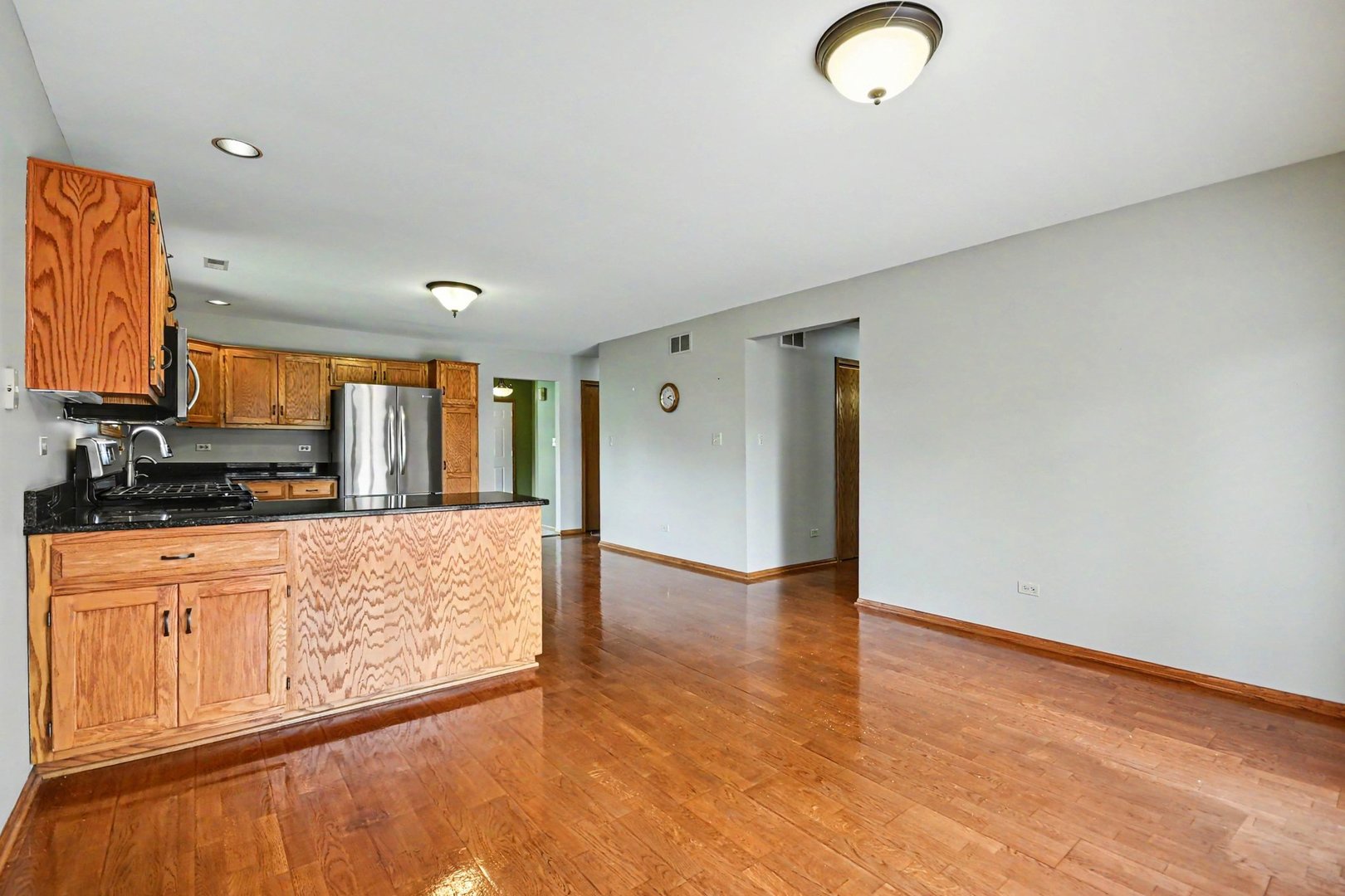 27114 S Quiet Oak Lane, Crete, IL 60417