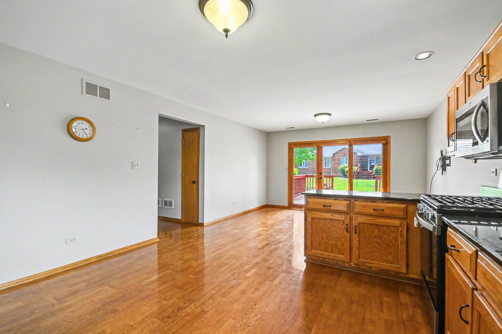 27114 S Quiet Oak Lane, Crete, IL 60417