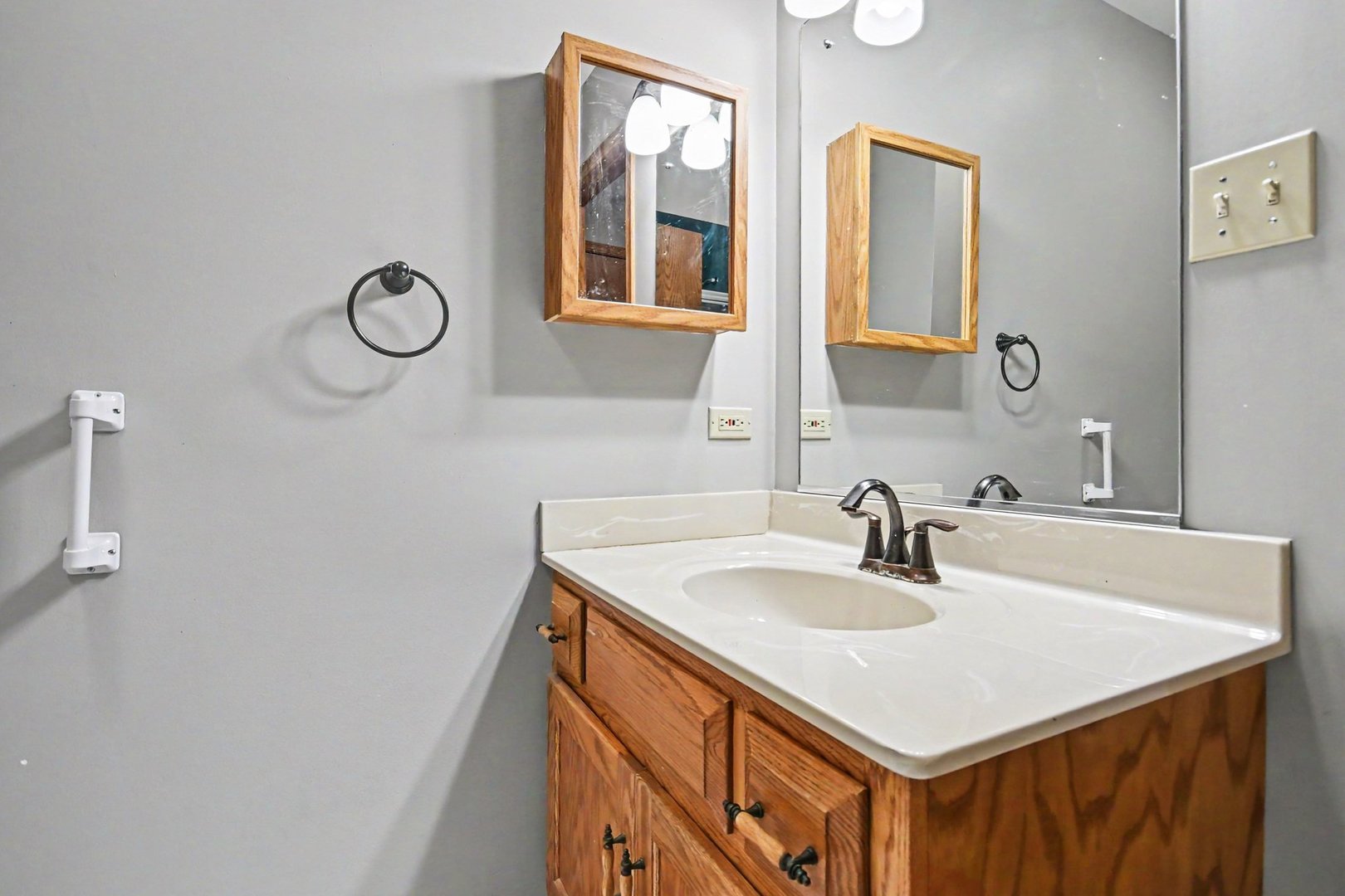 27114 S Quiet Oak Lane, Crete, IL 60417