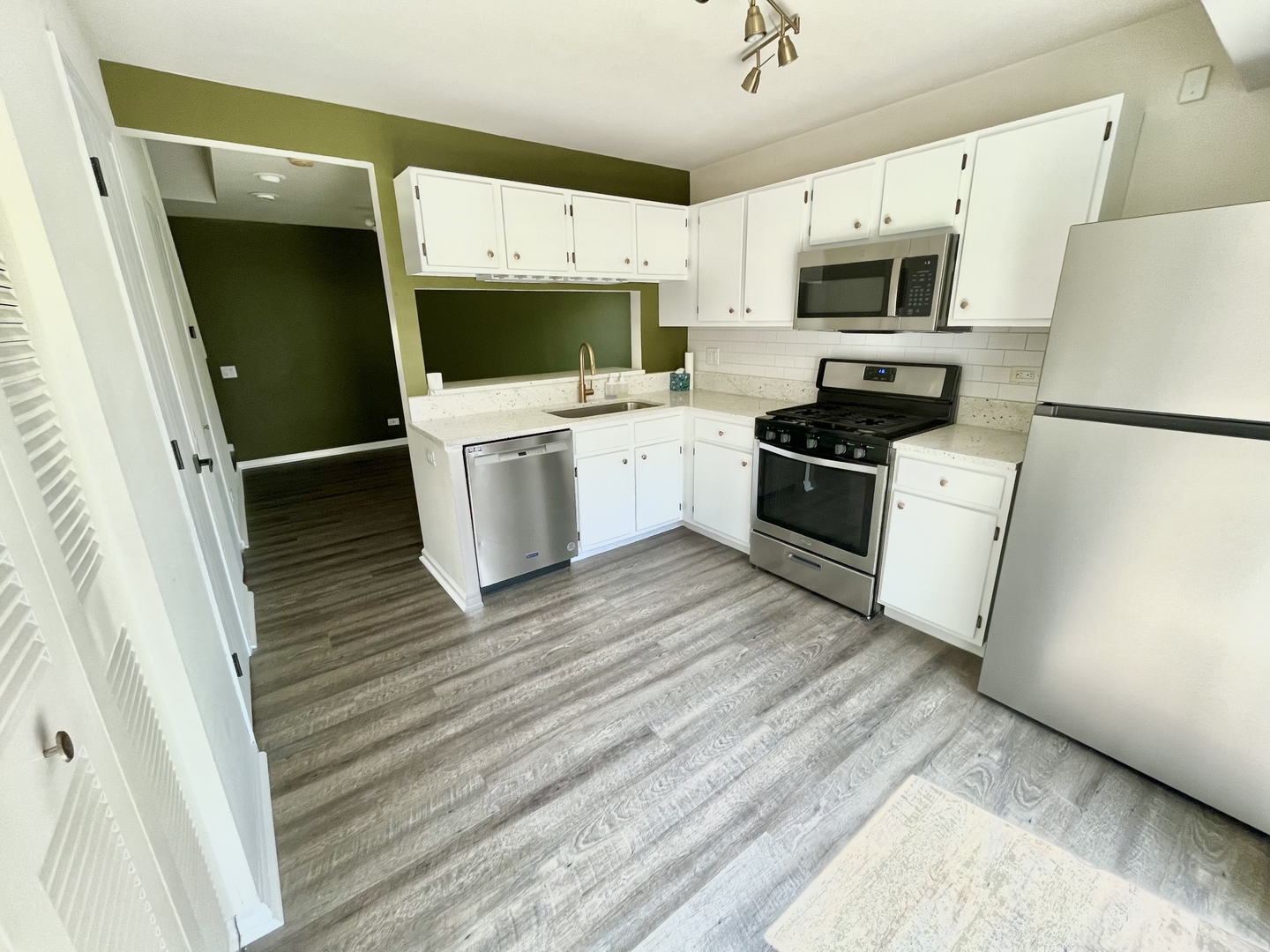 1544 Normantown Road, Naperville, IL 60564