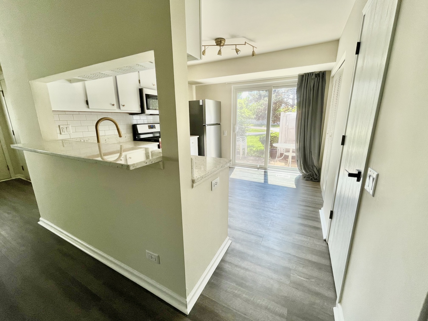 1544 Normantown Road, Naperville, IL 60564