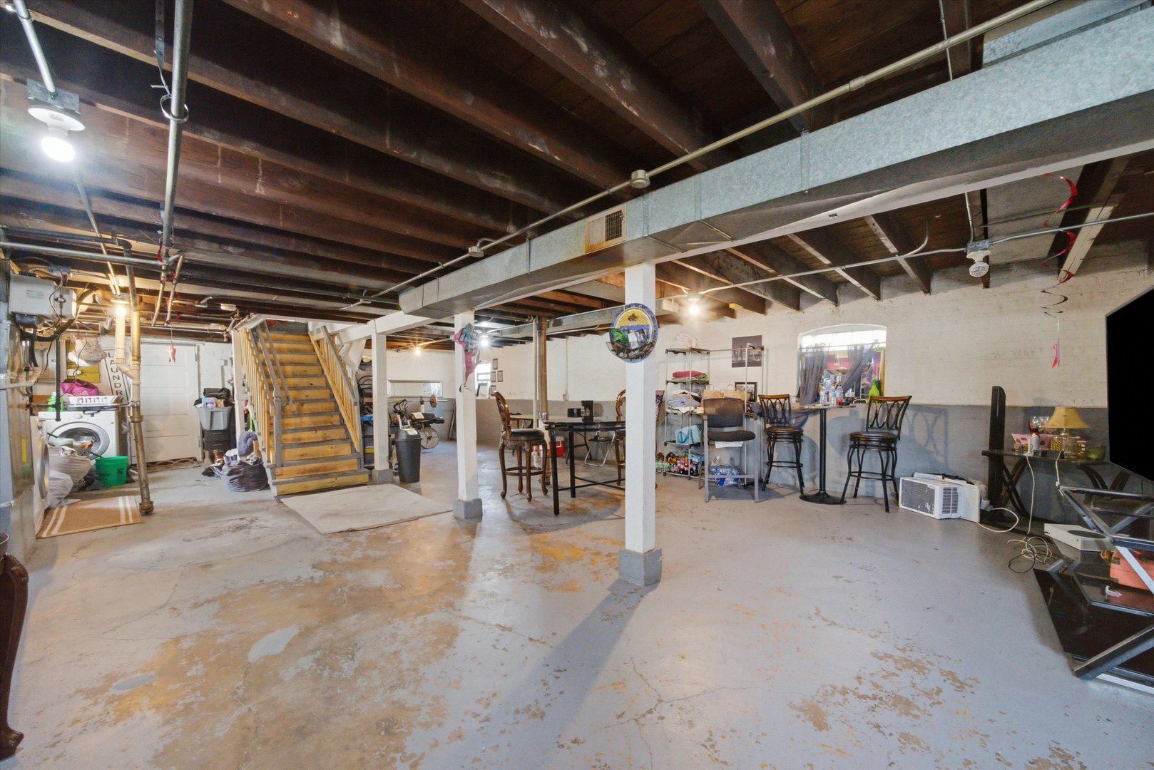 134 S 16th Avenue, Maywood, IL 60153