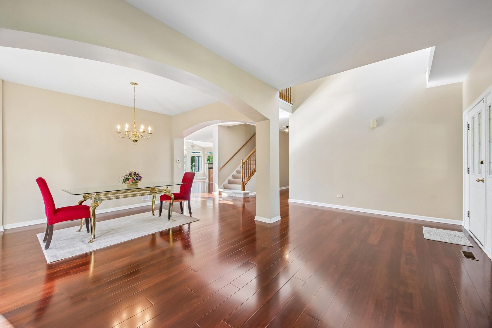 623 N Overlook Trail, Round Lake, IL 60073
