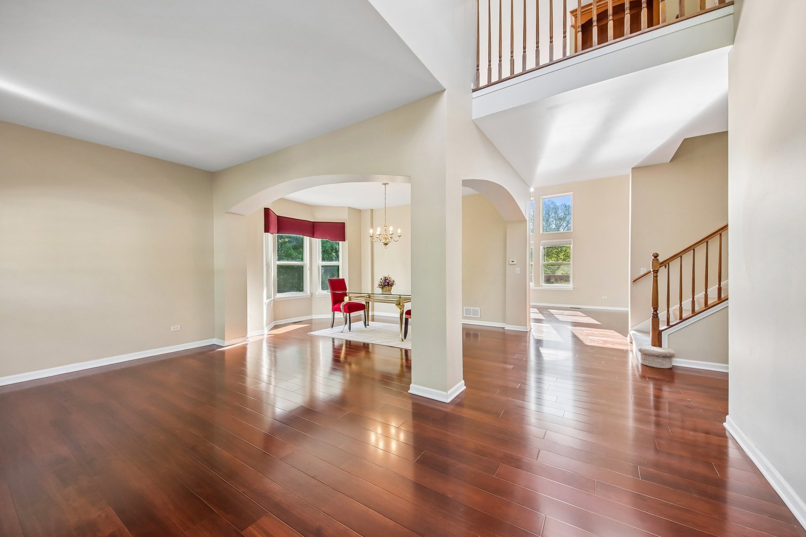 623 N Overlook Trail, Round Lake, IL 60073