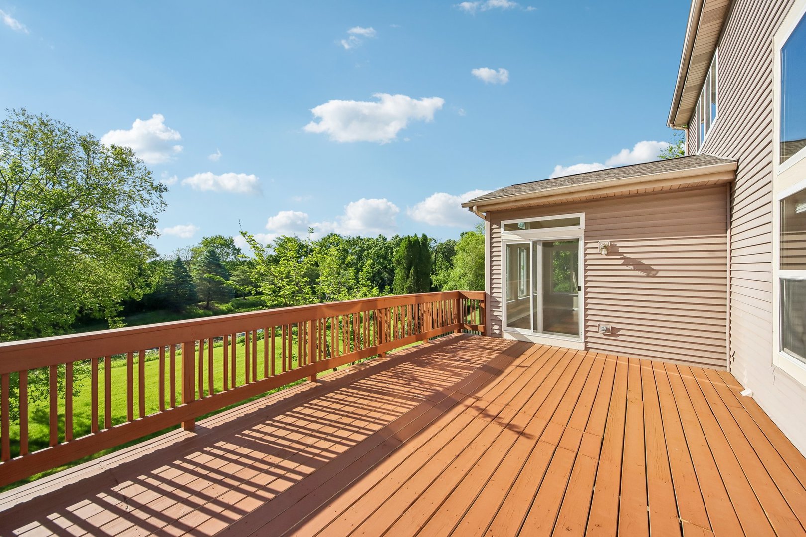 623 N Overlook Trail, Round Lake, IL 60073