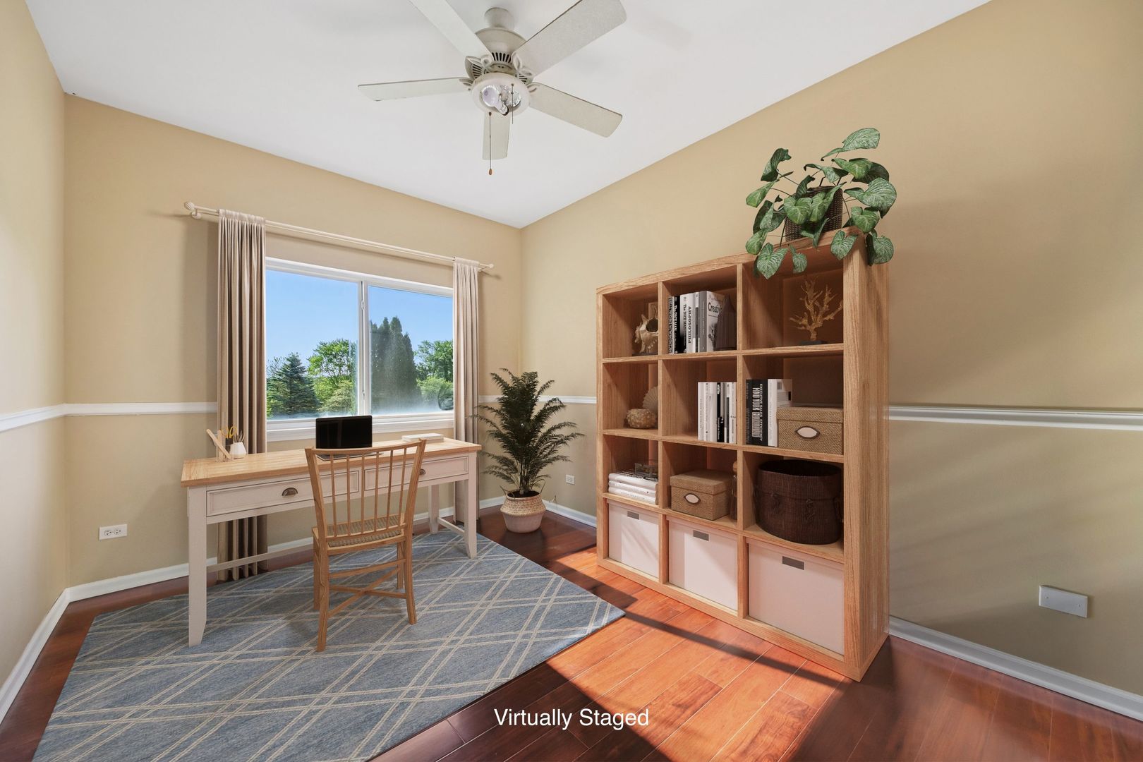 623 N Overlook Trail, Round Lake, IL 60073