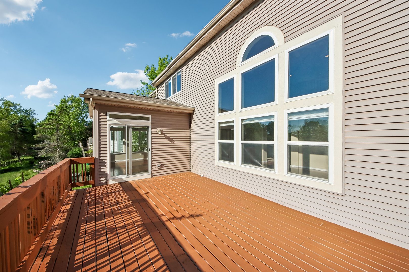 623 N Overlook Trail, Round Lake, IL 60073