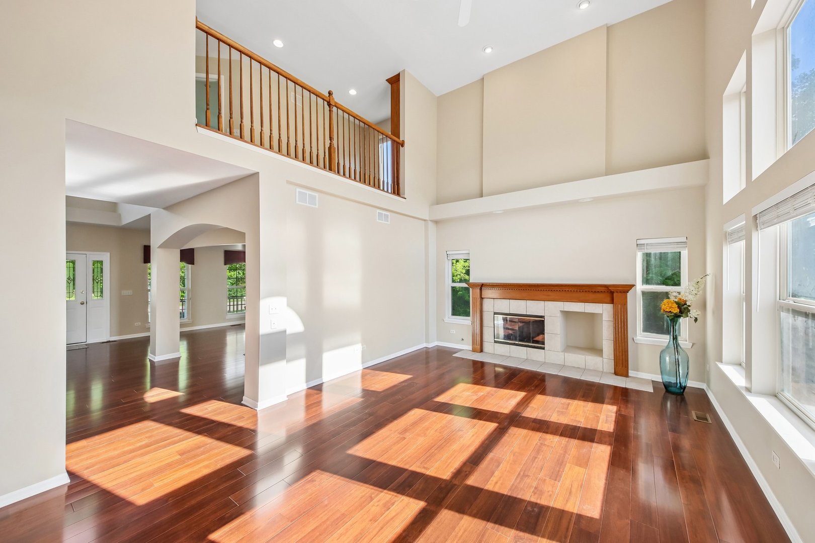 623 N Overlook Trail, Round Lake, IL 60073