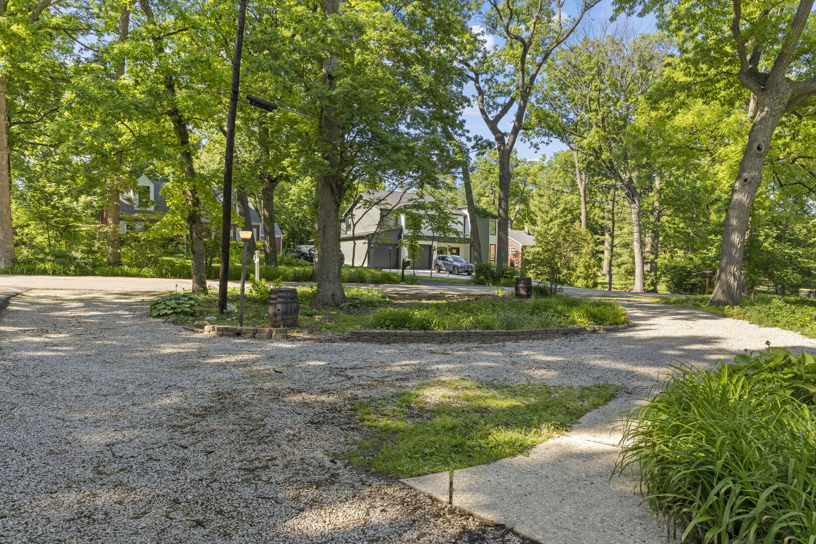 21W363 Walnut Road, Glen Ellyn, IL 60137