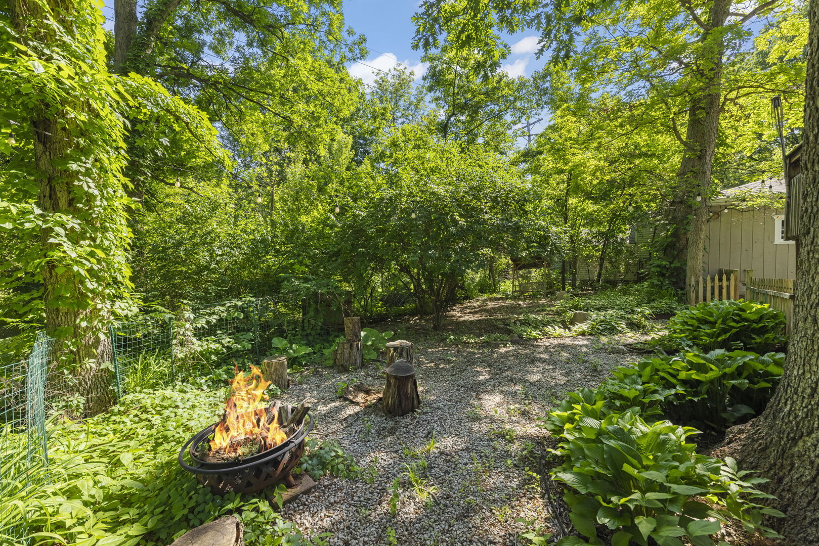 21W363 Walnut Road, Glen Ellyn, IL 60137