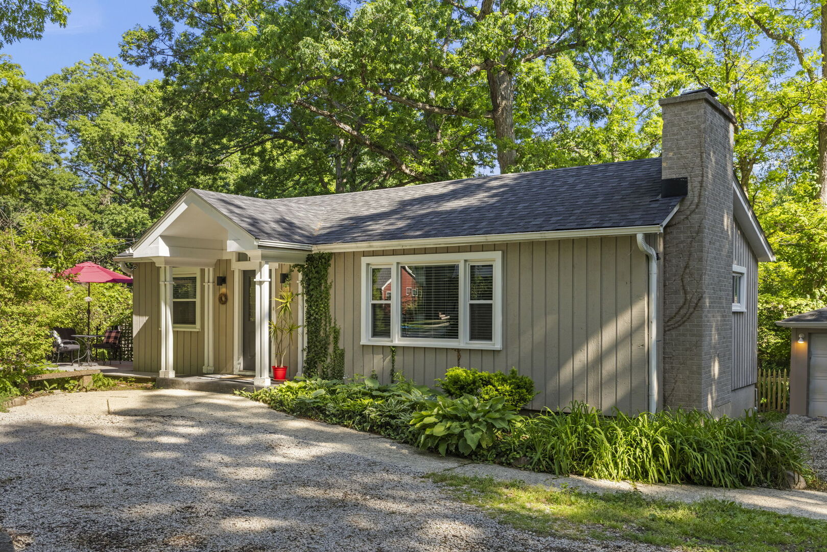 21W363 Walnut Road, Glen Ellyn, IL 60137