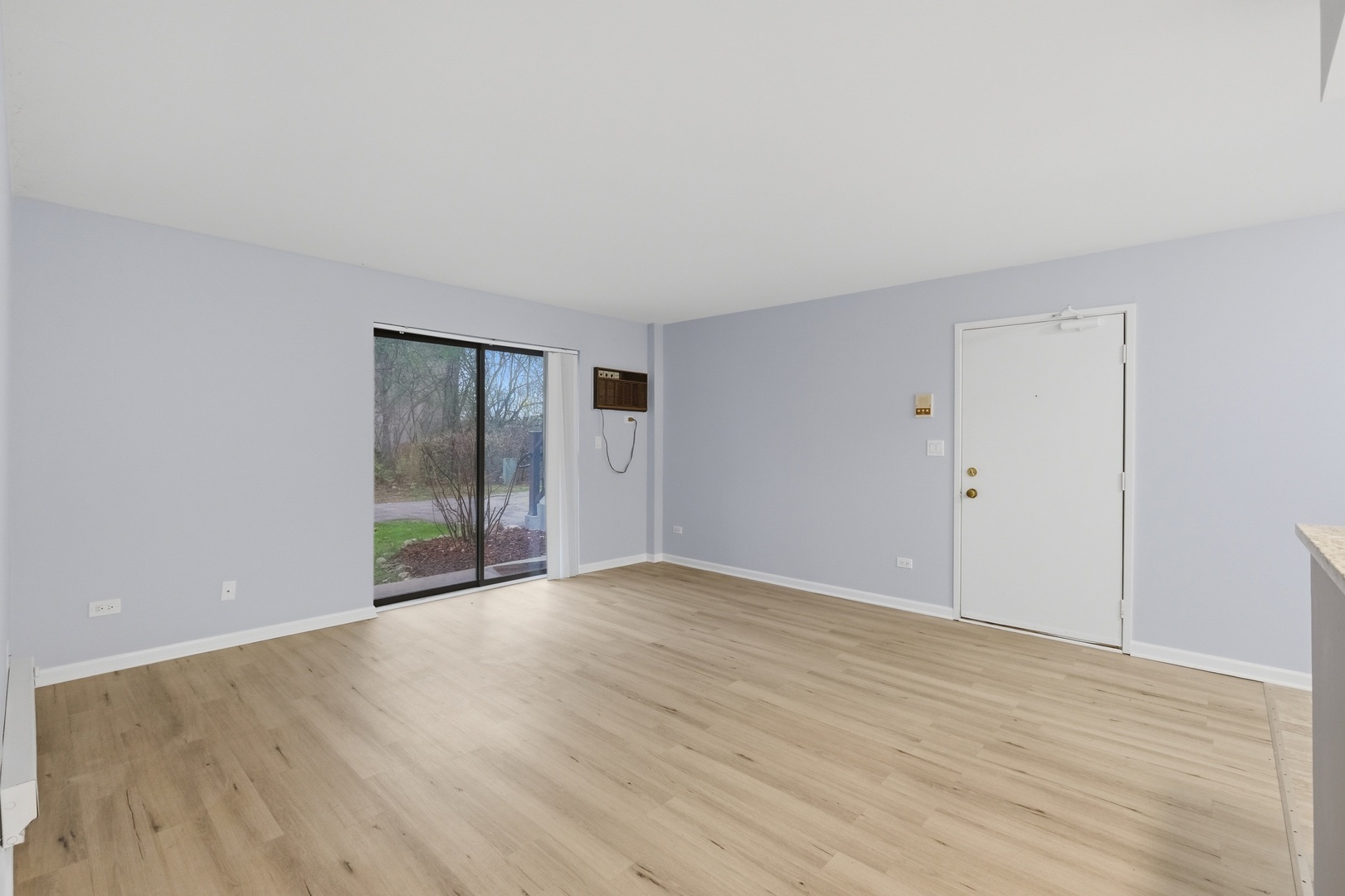 621 Virginia Road #107, Crystal Lake, IL 60014