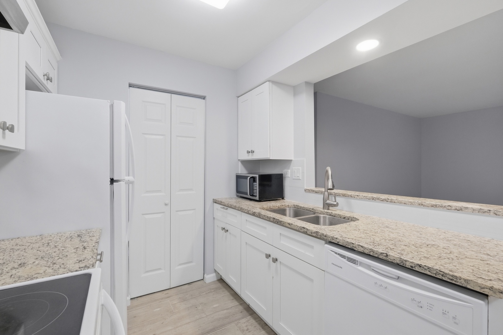 621 Virginia Road #107, Crystal Lake, IL 60014